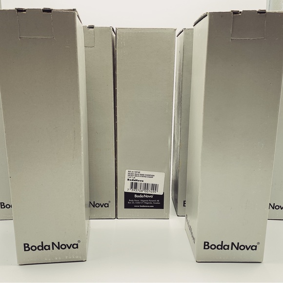 12 NIB gold champagne flutes, Liselotte Henriksen for Boda Nova. - Picture 2 of 8